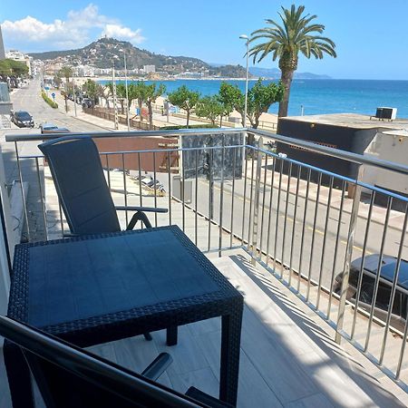 Estudio Con Impresionantes Vistas Al Mar Blanes Exterior foto
