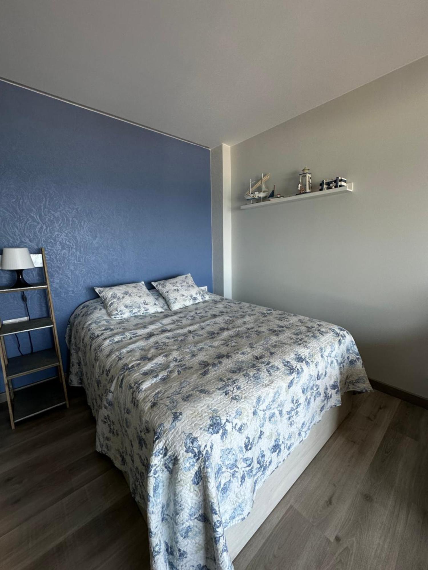 Estudio Con Impresionantes Vistas Al Mar Blanes Exterior foto
